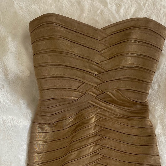 Dress - Picture 2 of 5